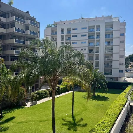 Daire Stay-relais Bonghi With Private Parking