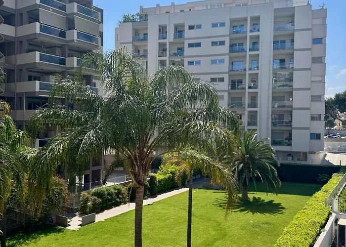 Apartamento Stay-relais Bonghi With Private Parking